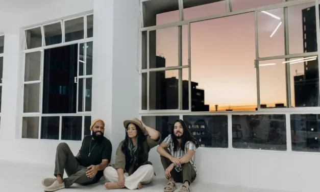 Trilo lança releitura de “Baseado em Quê?” com gravação ao vivo no Mineirão