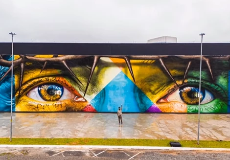 Eduardo Kobra compartilha testemunho de conversão e emociona com obra na Igreja Lagoinha