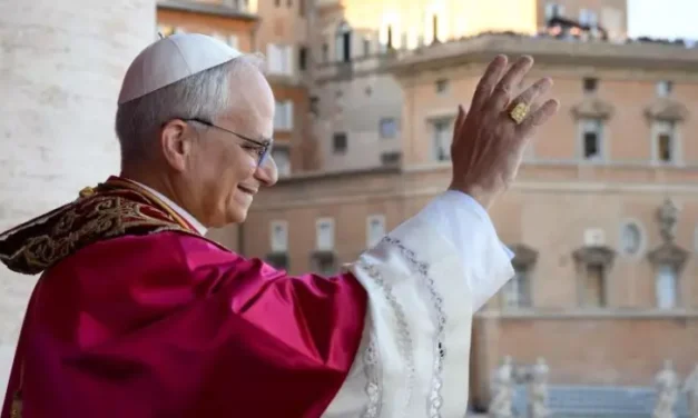 Novo Papa e Polêmica de Abusos